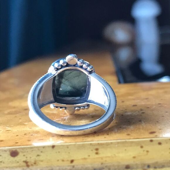 Natural Labradorite Sterling Silver Ring Size 6 - Picture 7 of 9